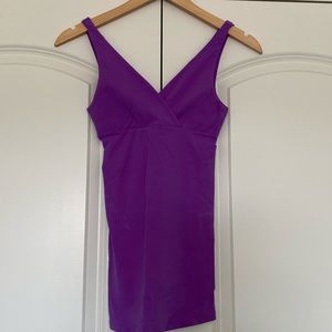 theory royal Grape 🍇 color crossover vneck tank